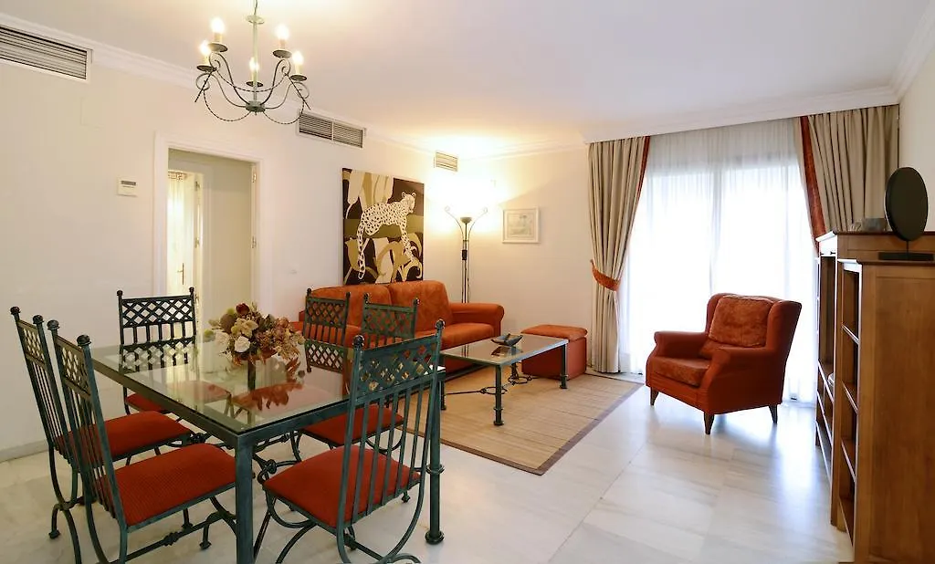 마르베야 Club Jardines Del Puerto 아파트 0*,  스페인
