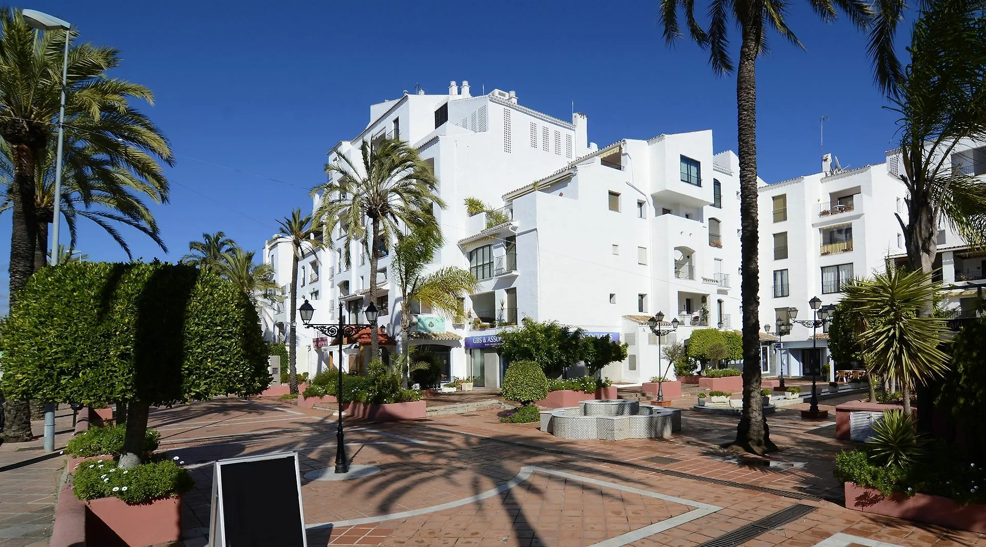 마르베야 Club Jardines Del Puerto 아파트 0*,
